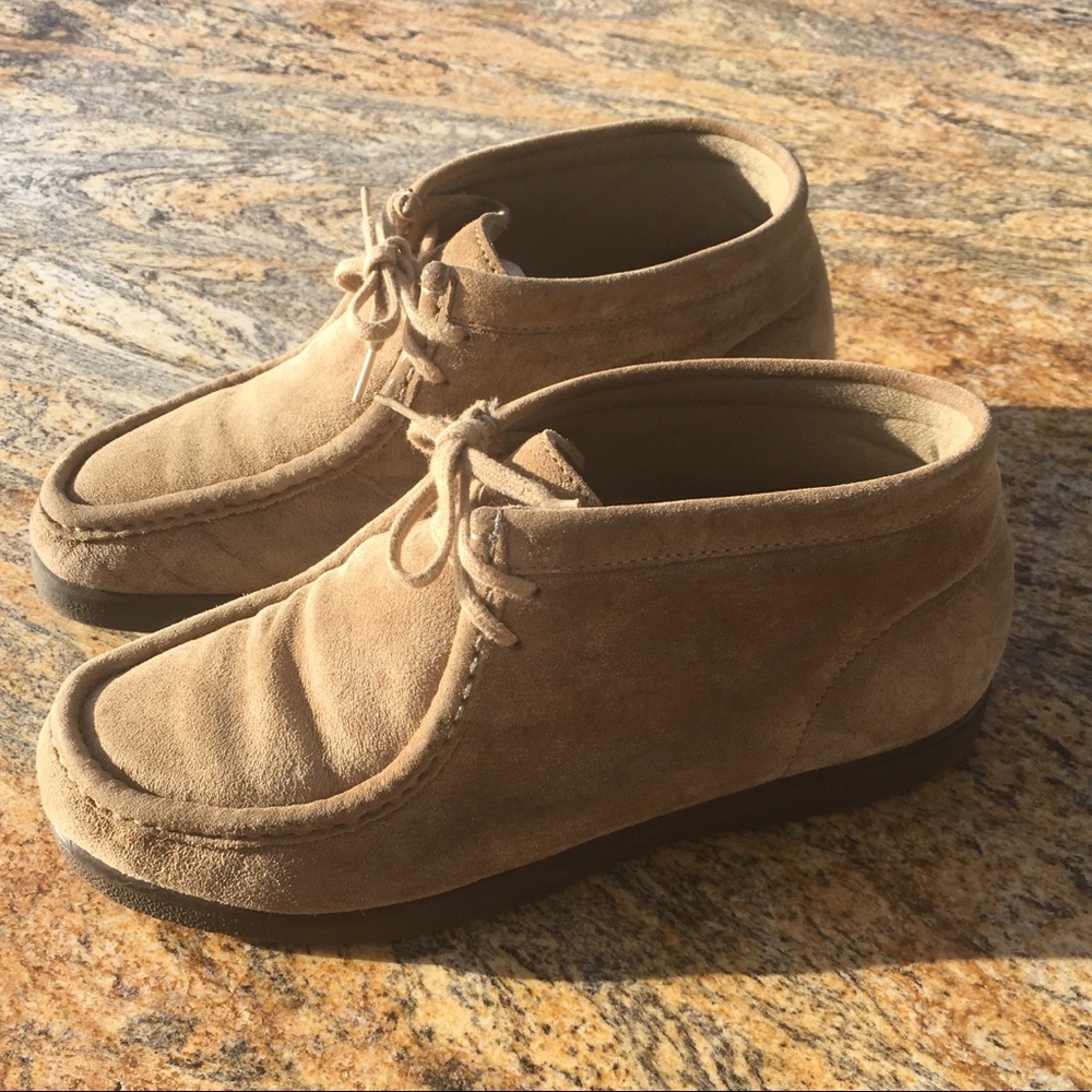 Hush Puppies Taupe Suede Chukka boot